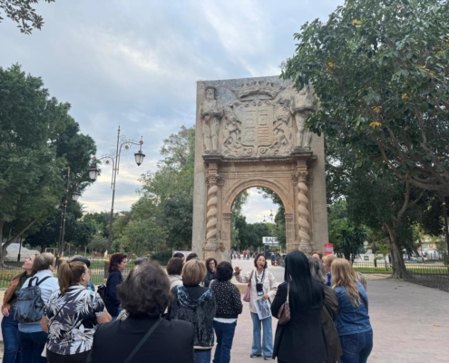 Treinta mujeres descubren la historia religiosa de Murcia 2