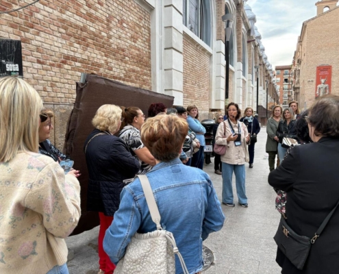 Treinta mujeres descubren la historia religiosa de Murcia 6