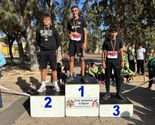 Medio millar de escolares se dan cita en el Cross Municipal 18