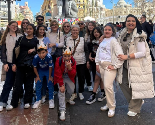 Más de 150 alguaceños viajan a las Fallas de Valencia 2