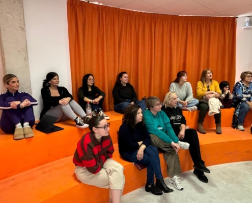 Mujeres reciben formación en primeros auxilios 4