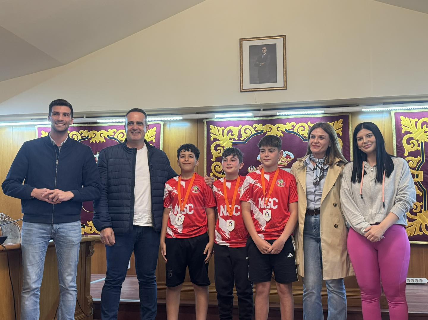 Los alumnos del CEIP Nuestra Señora del Carmen se proclaman subcampeones regionales de tenis de mesa del programa de Deporte en Edad Escolar 5